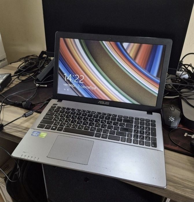 Ноутбук Asus Core i5 HDD 1Tb Azu 4Gb