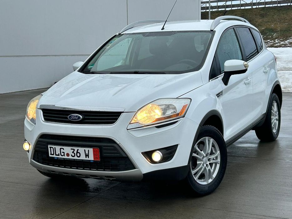 Ford kuga Titanium An fab 2009 2.0diesel 4x4 permanent adus recent