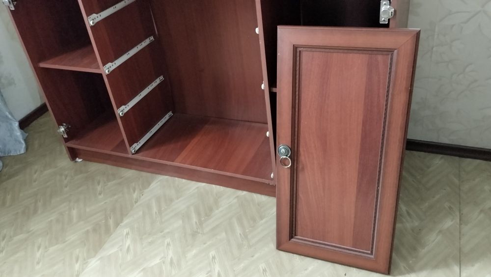 Мебель,спальный гартитур