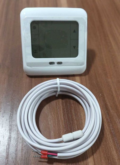 Терморегуляторы (термостаты) для теплого пола электрического, водяного