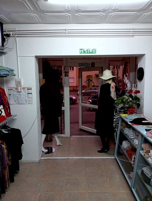 Vand Afacere la Cheie,Magazin Imbracaminte
