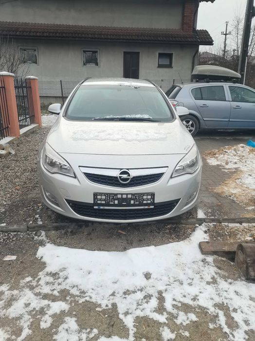 Opel astra J 1.3 cdti 2012