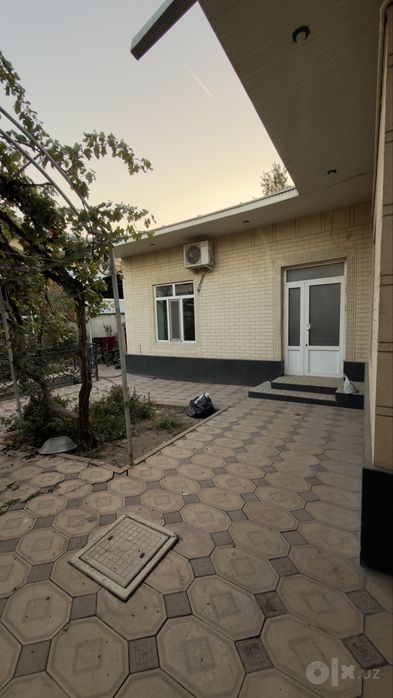 Срочно продается участок. Мирабад. Баратхужа махалля. 2,5 сот. 4 ком.