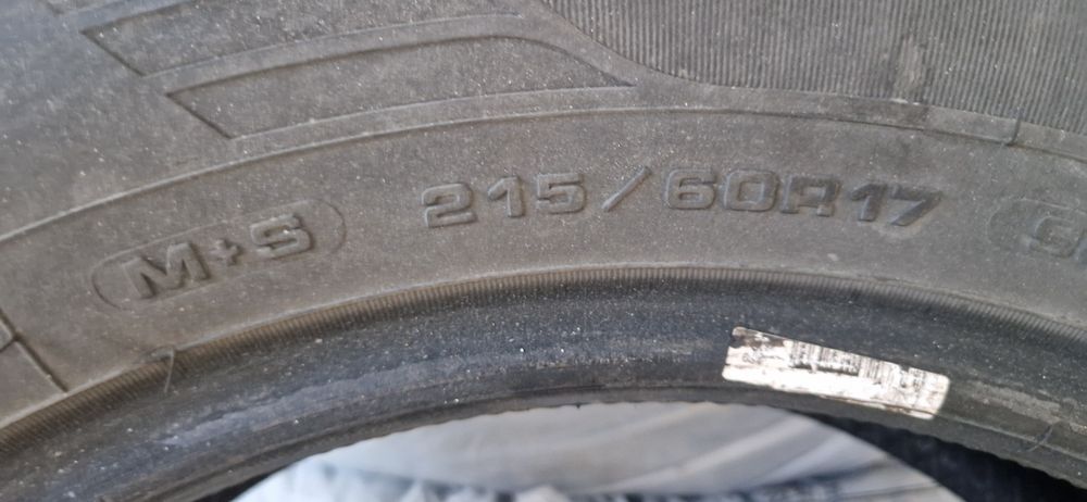 Anvelop 215.60R17 de vara.Dacia Duster