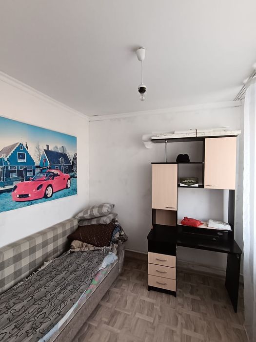 Продам квартиру в 4 микр 15 дом