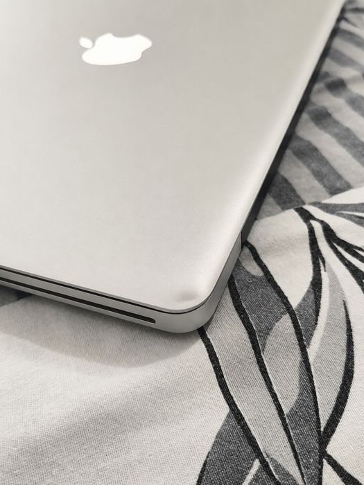 СРОЧНО  MakBook pro