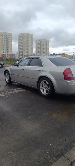Chrysler 300c hemi 5.7