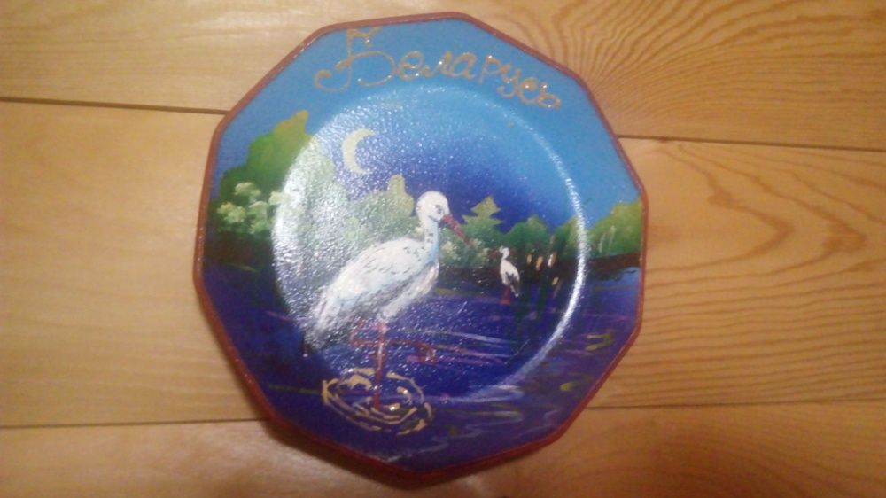 Декоративные тарелки.