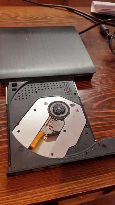 Продам CD,DVD привод USB и 3 диска DVD-RW