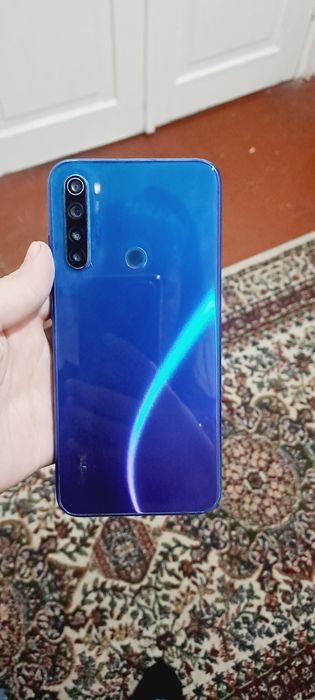 Redmi note 8  64gb hali yangi 2 oy ishlatilgan. Karobka dokumenti bor