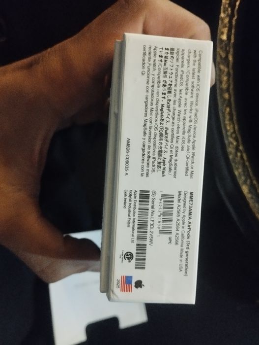 AirPods наушник  сатылады