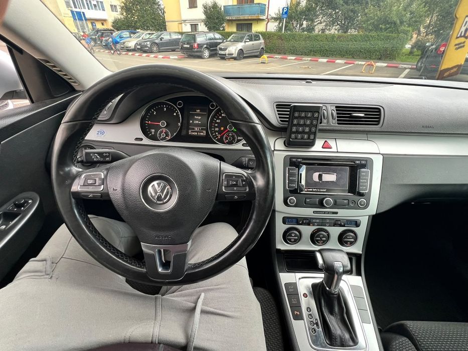 VOLKSWAGEN Passat 2010 — imagine 5