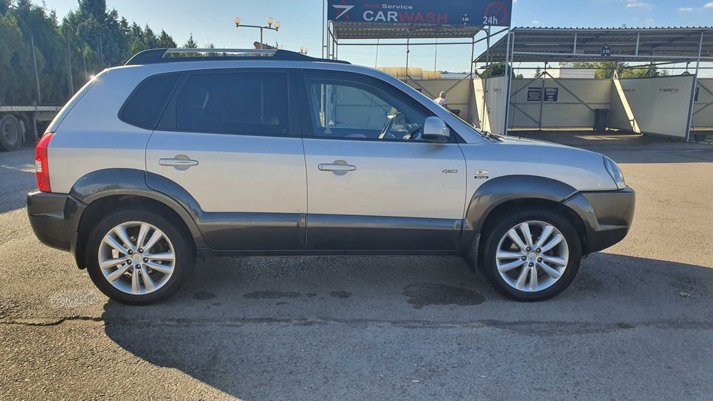 Hyundai Tucson 2.7 бензин/газ, 175к.с. 4WD