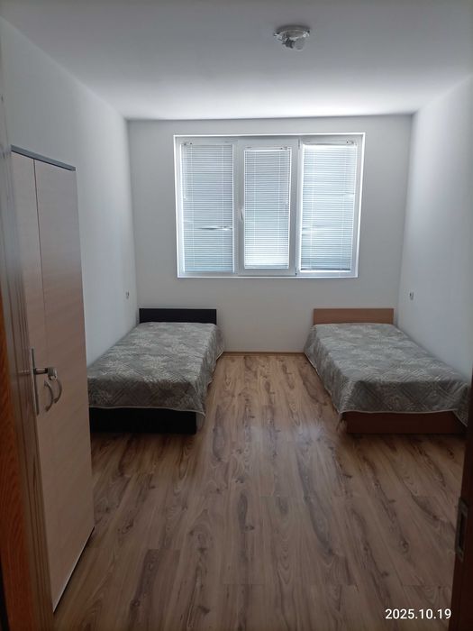 Дава се под наем Тристаен апартамент в Благоевград, Запад - 85 кв.м за 280.5 € - Снимка #4