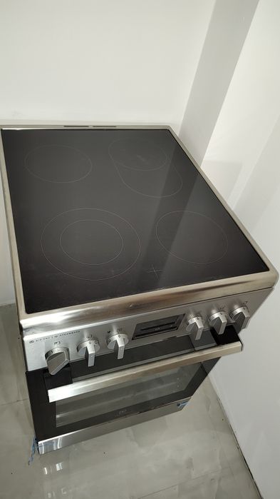 Готварска печка ELECTROLUX LKR564255X