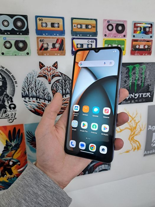 Продам Redmi A3 память 64gb состояние идеальное