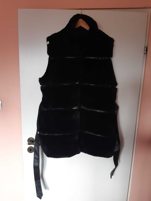 Дамски елек New Yorker, от  пухкав материал и кожа