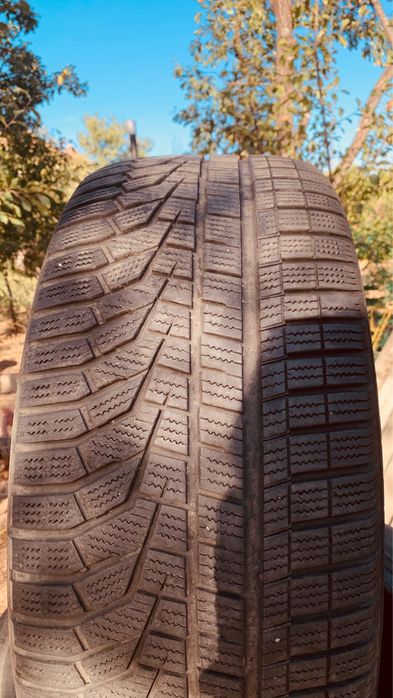 Anvelope Hankook  255/45 R19  104W M+S iarna