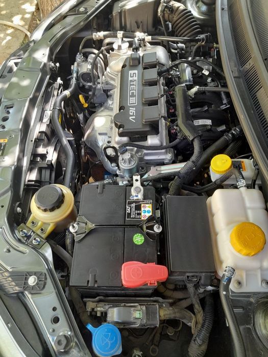 Продаётся NEXIA R3