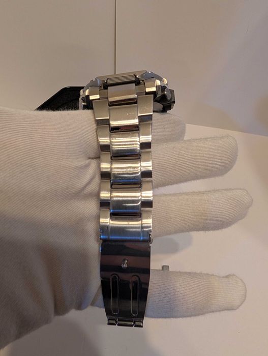 Промо! Casio G-Shock GST-B300 Bluetooth часовник