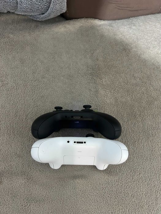 Xbox Series S 512GB + SSD карта 512GB + 2 джойстика Play&Charge