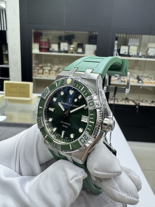 Maurice Lacroix Aikon Automatic