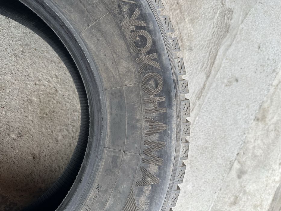 Продам зимнюю резину YOKOHAMA!