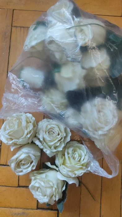 Цветы искусственные 100тг.