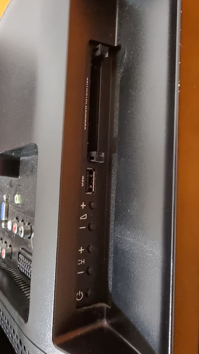 Телевизор Филипс-22 инча