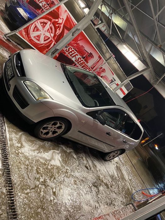 Vând  Ford  Focus 2006