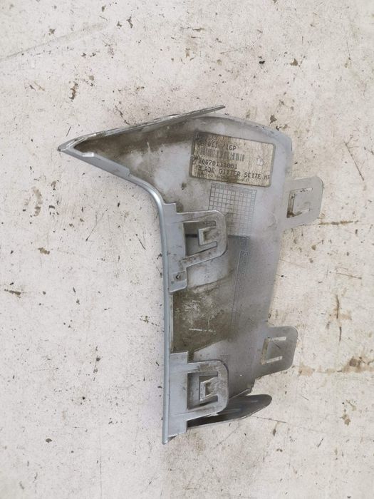 Орнамент Задна Броня Дясна Ауди А3 8Y [Хечбек] [ - С Линия Оригинален