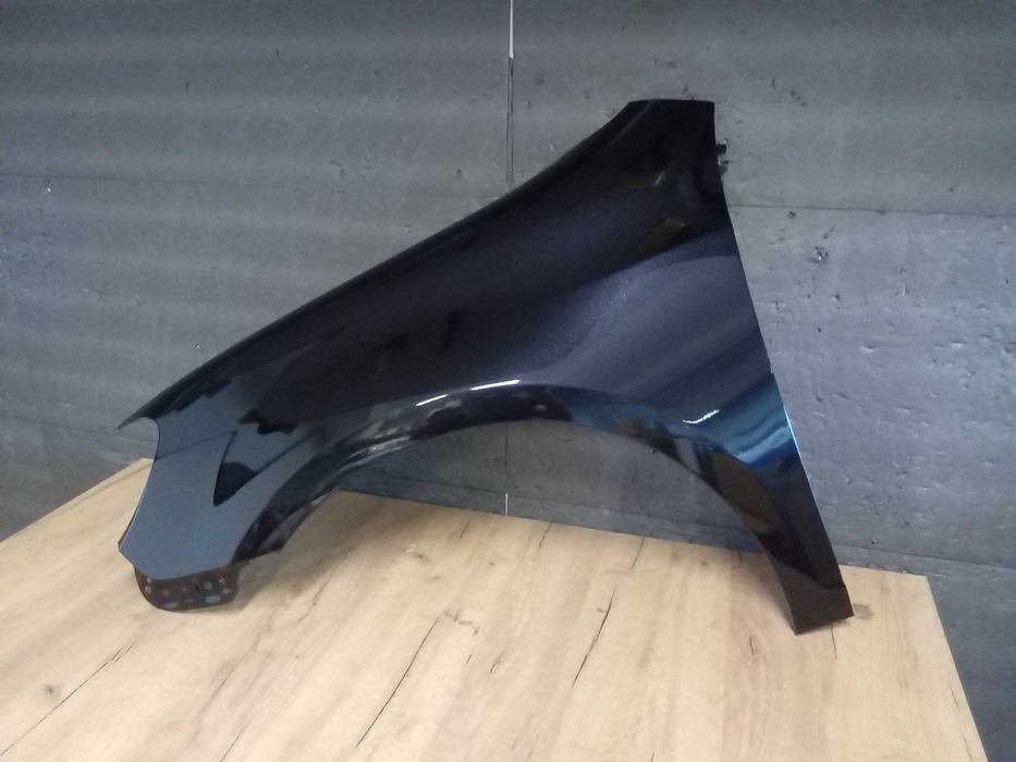 Aripa fata stanga VW Golf 6 Negru LC9X NOUA Hatchback 08-12