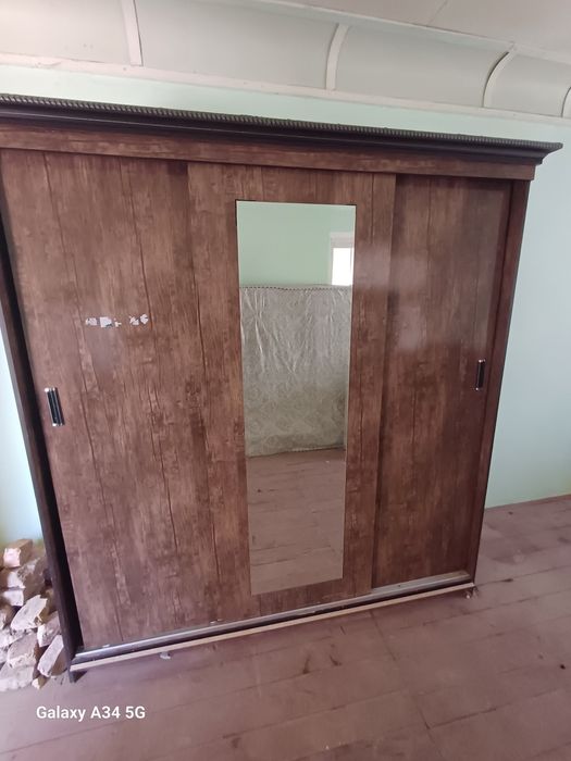 Spanli va shkaf va boshqalar