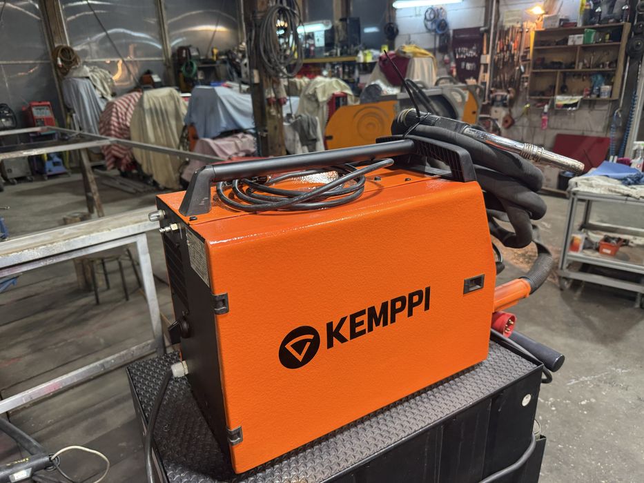 Kemppi mig 250 amperi.