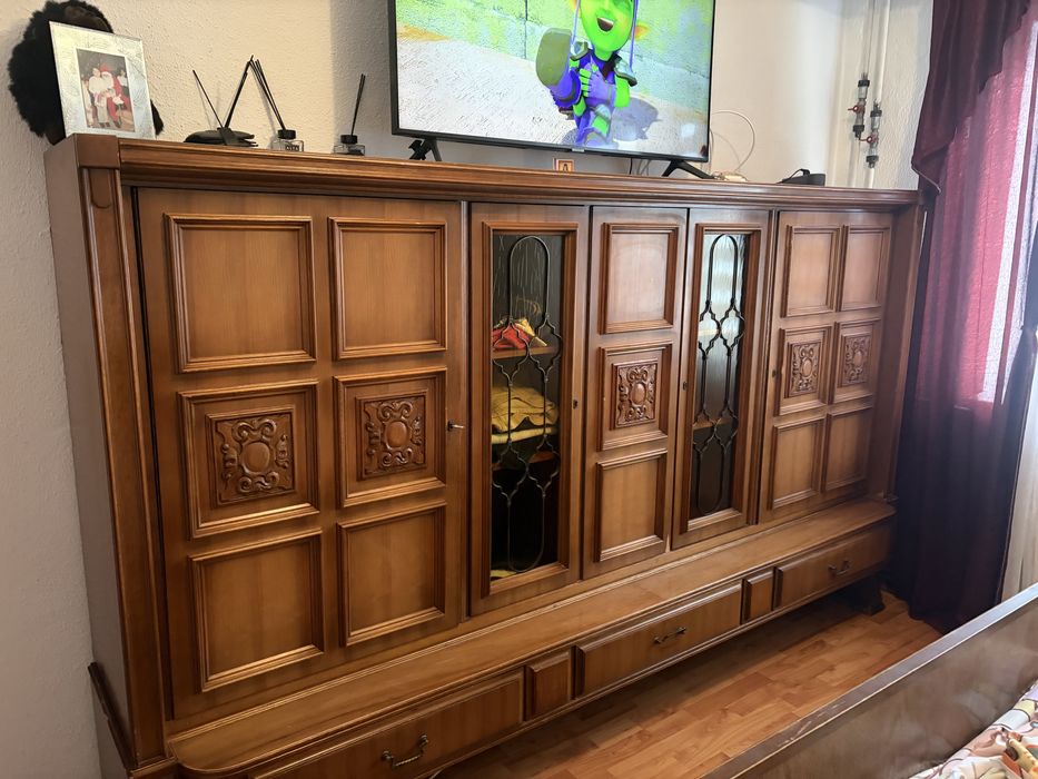 Mobila veche model deosebit