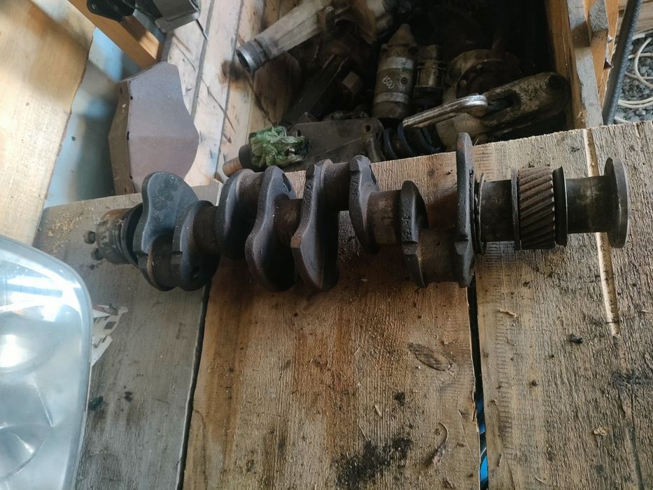 Коленвал на 4216