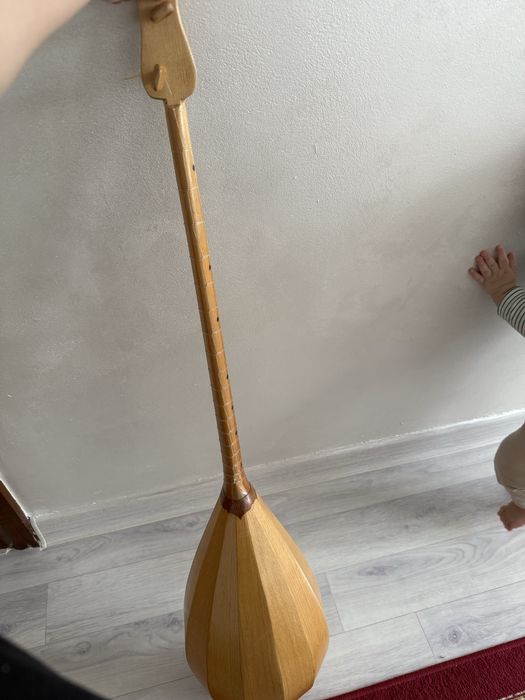 Домбыра сатылады