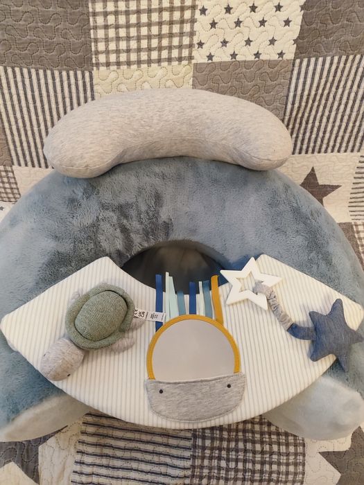 Fotoliu Mamas & Papas Sit & Play – Pernă de Activități Moale pentru Nou-Născuți