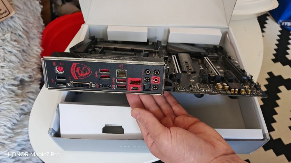 Placa de baza MSI x370