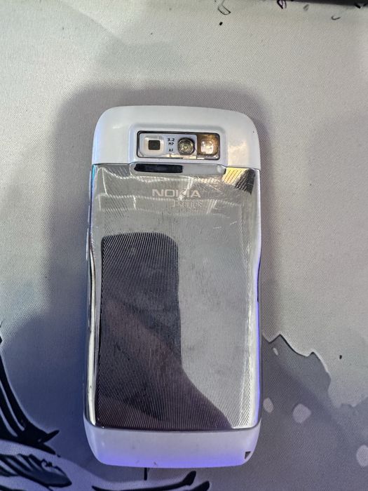 Продам телефон риаритет