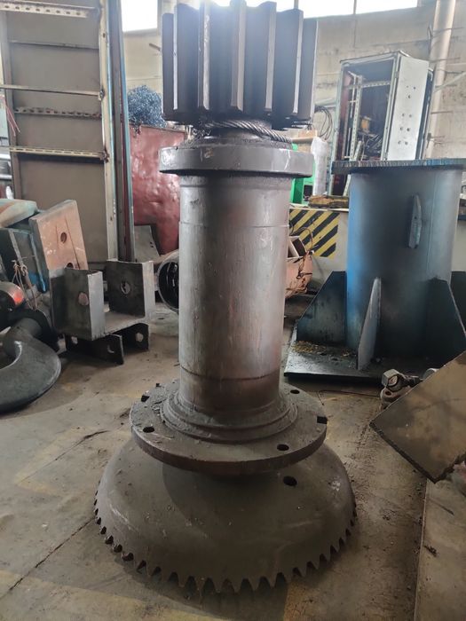 Продам крюковую на Кран 80т