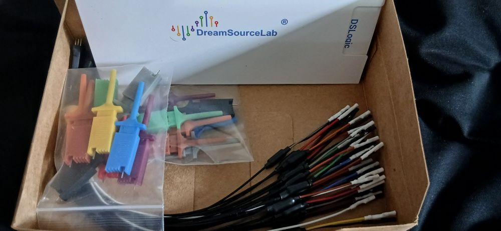 DSLogic Plus analizator