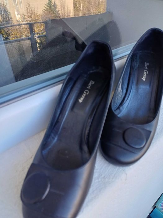 Дамски обувки ест.кожа холандски ток