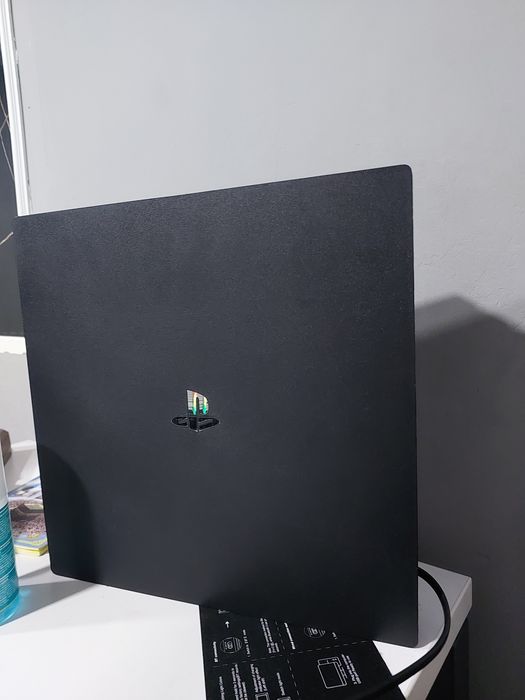 Ps4 pro 2 диск 8 игры