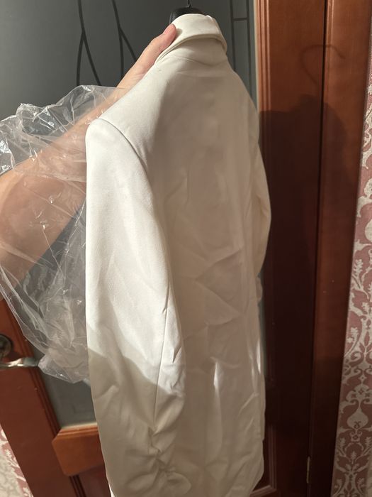 Пиджак женский белый