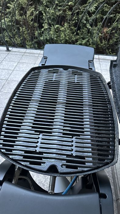 Weber q3000/3200 Gratar Gaz 2 arzatoare Impecabil