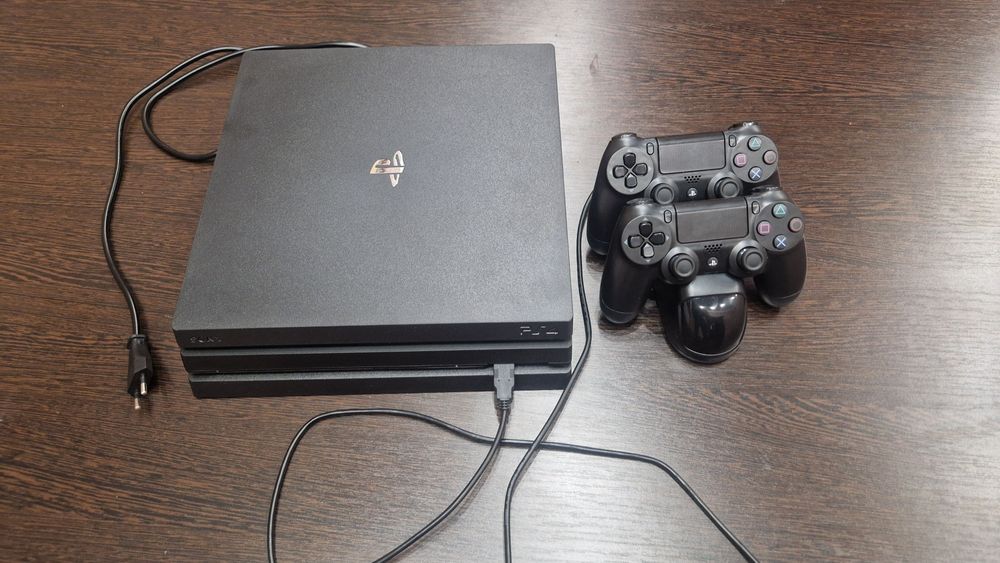 Playstation 4 pro 1TB