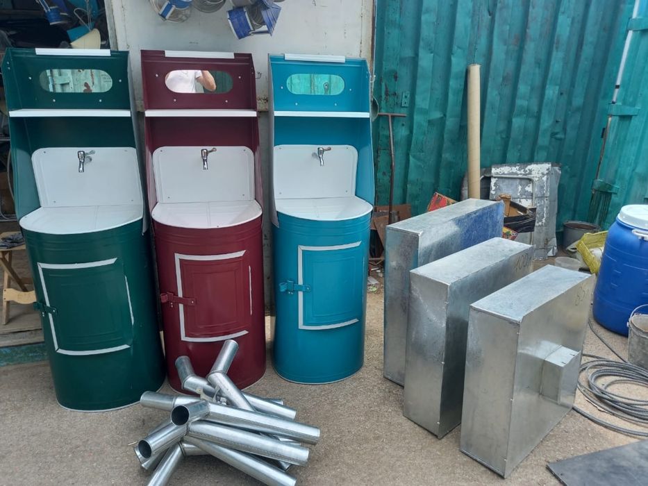 Умывальники,душевые баки и почтовые ящики