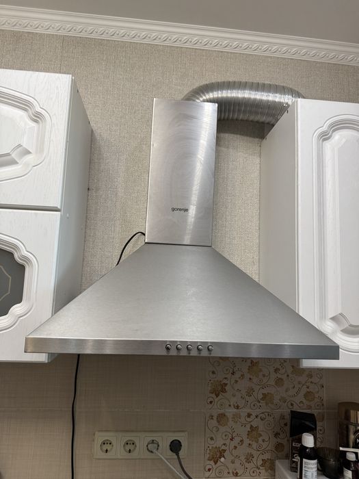 Вытяшка кухонная