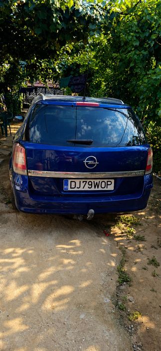 Vand Opel astra 1.9 120 cp,  2007